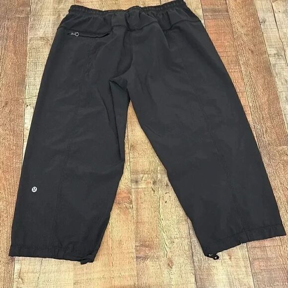 Lululemon Black Wide Leg Cropped Pants - Picture 5 of 8